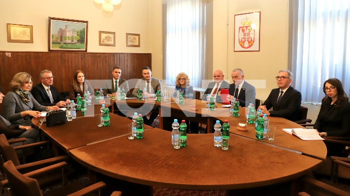 Vujić sa sudijama i tužiocima